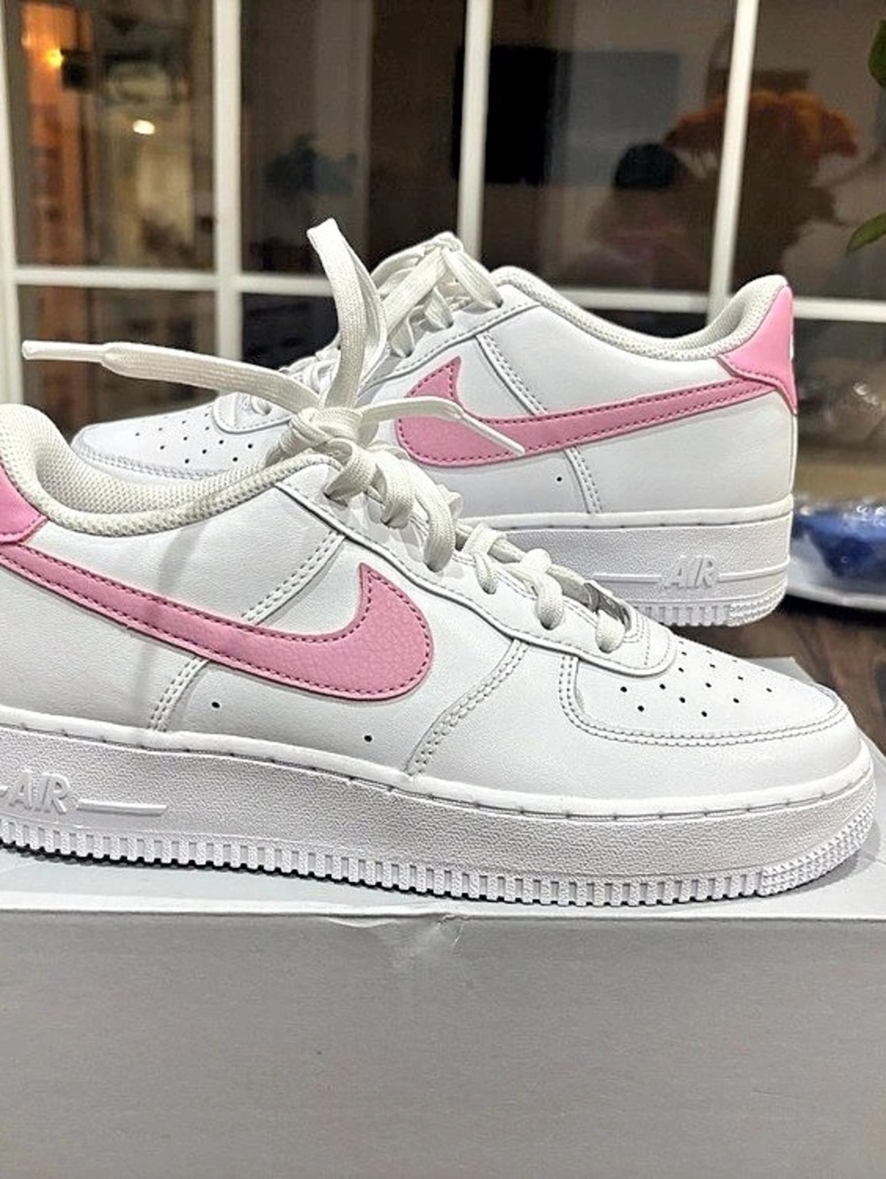 Nike Air Force 1 pink and white size 6 brand new with box never worn.